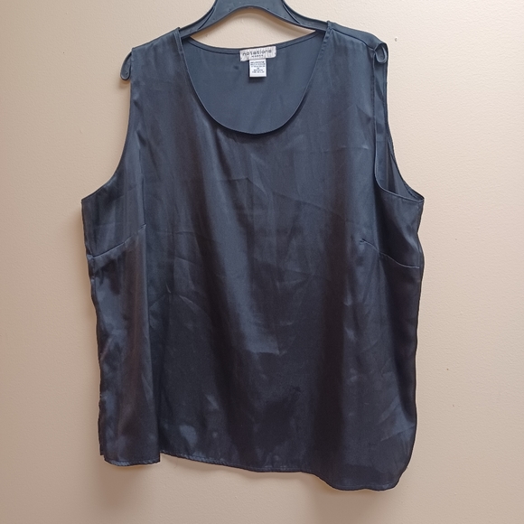 Notations basic black tank - Picture 4 of 9